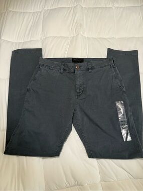 American Eagle Chino Pants Mens Size 30x32 Blue Straight leg Extreme Flex Slim